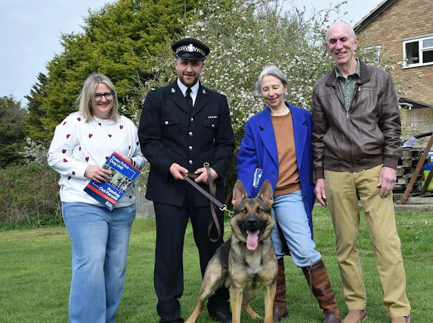 MouseholeCat's tweet photo. It was PD Buzz passing out parade today, he will always be my darling puppy xx https://t.co/tvEZYaHqnZ
