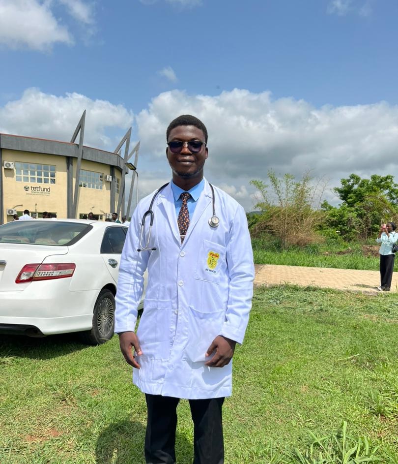Seyifunmi vs. Path and Pharm tweet media