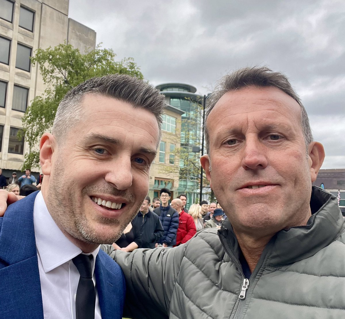 Simon Gray tweet media