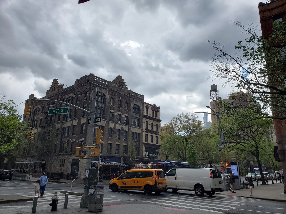 Mr. Cool tweet media