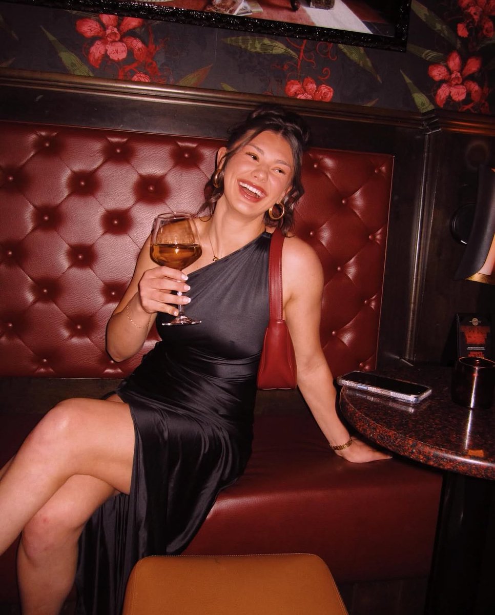 The Righteous Room tweet media