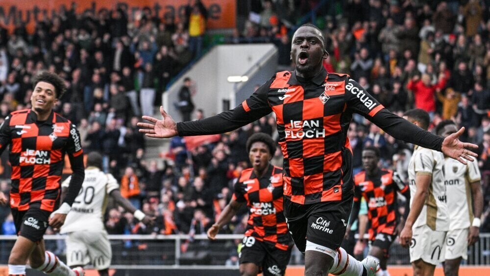 laprovence's tweet photo. OM : le retour en grâce de Bamba Dieng à Lorient avant de retrouver les Olympiens
👉 https://t.co/9QwMdUYLm9 https://t.co/uQy5EMKZ6r