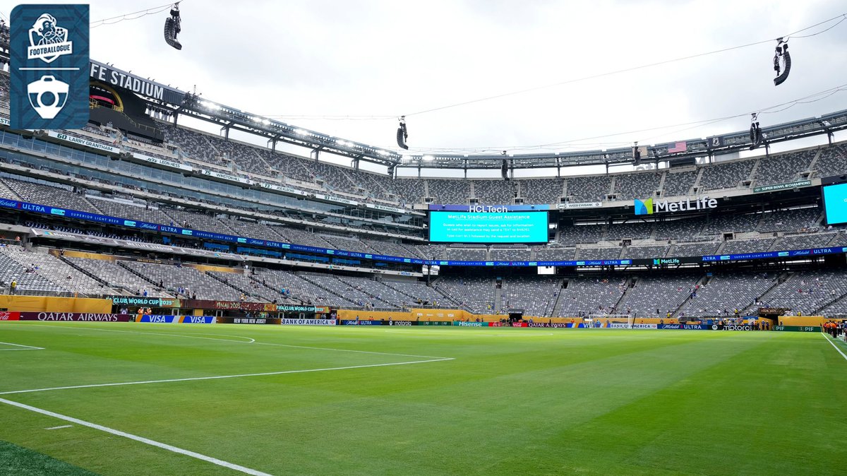 Footballogue's tweet photo. Les spectateurs des matchs de la Coupe du monde devront payer 150 $ pour un trajet en train aller-retour depuis la Penn Station de New York jusqu'au MetLife Stadium, dans le New Jersey, cet été. 😳

Les billets coûtent habituellement 12,90 $. 🤡

(@TheAthleticFC) https://t.co/tWFbddYoCT