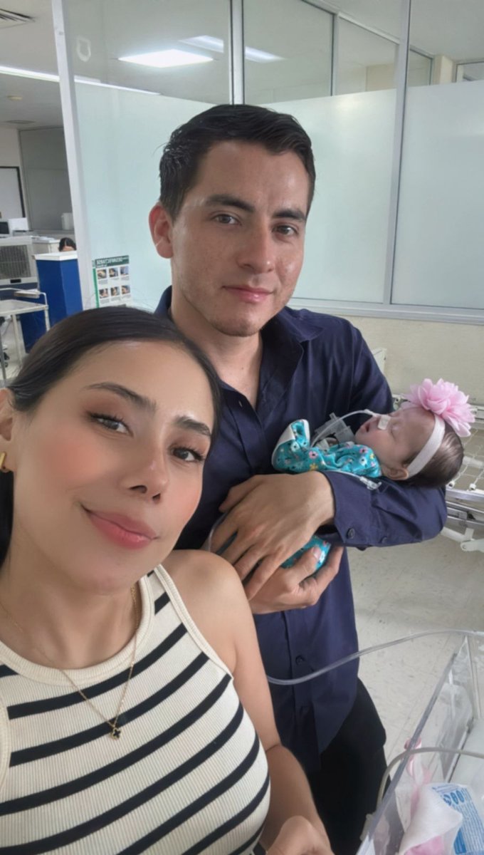 NoPasaNada_mx's tweet image. #TodaysStory 👶 | Isabella, la bebé sonorense que está por cumplir un año y todavía no ha conocido su casa

Nota→ acortar.link/oZWIyx

#GoFundMe #IsabellaCampas #CdObregon