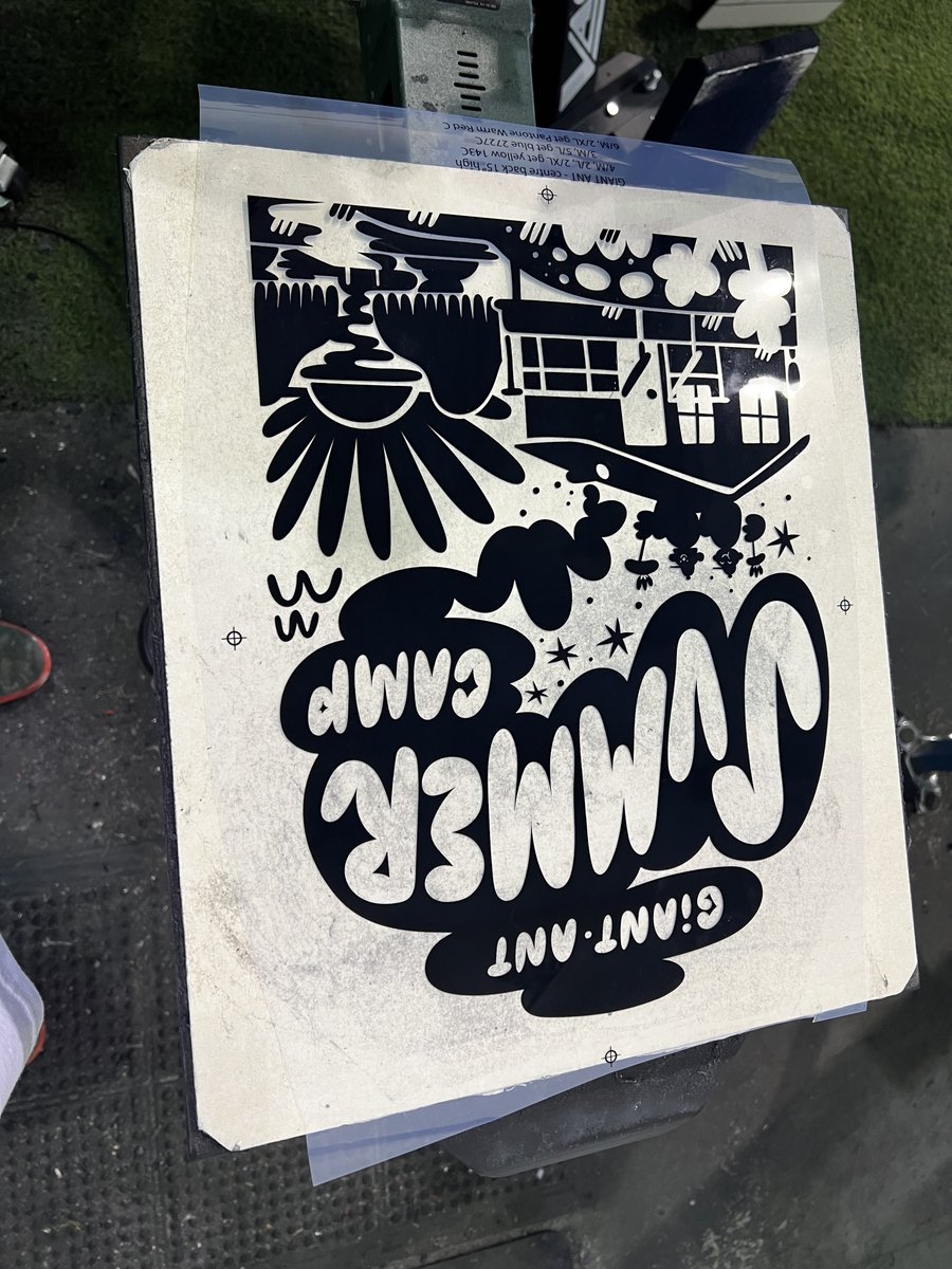 tshirtprinting_'s tweet image. The presses are getting warmed up. Here’s a glimpse behind the scenes.

📱604-739-0015
👕t-shirtprintingcompany.com

#smallbusinesssupport #tshirtprintersVancouver 
#screenprintingVancouver #garmentprintingVancouver