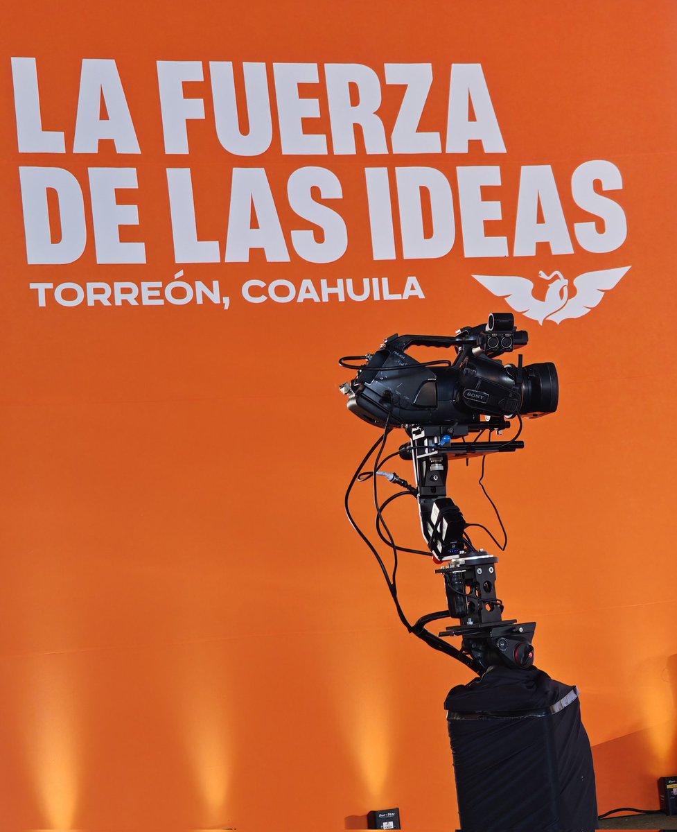 equidistar's tweet photo. Ya en el foro La Fuerza de las Ideas de @MovCiudadanoMX para comentar los retos distributivos y de política social del país. https://t.co/jrH7oX2eiB