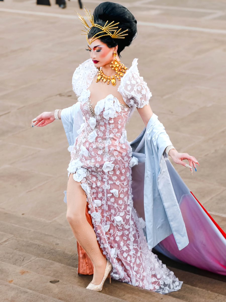 Drag Base tweet media