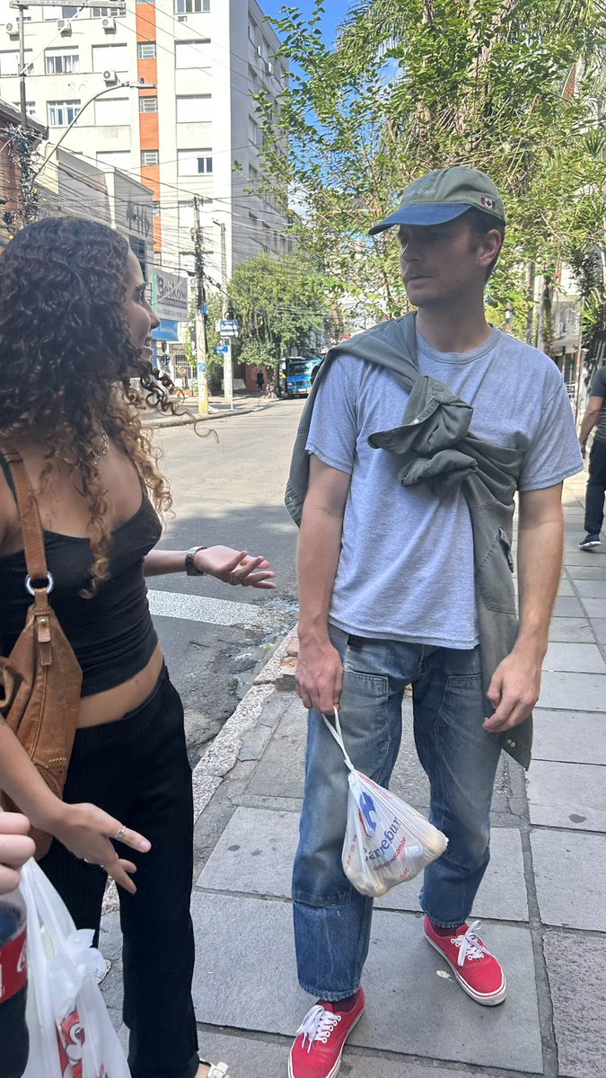 nalaura. tweet media