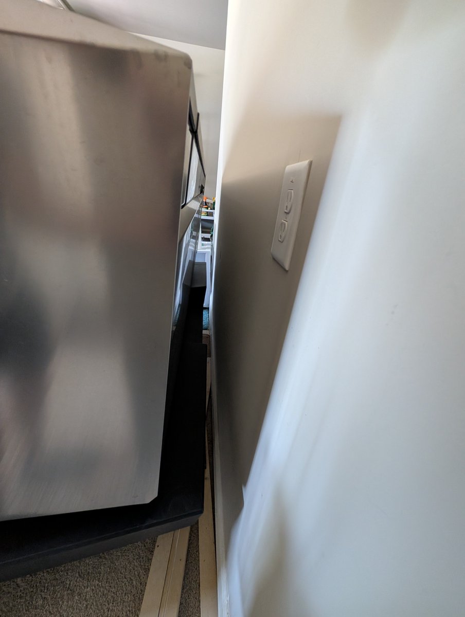 CybertruckFamily tweet media