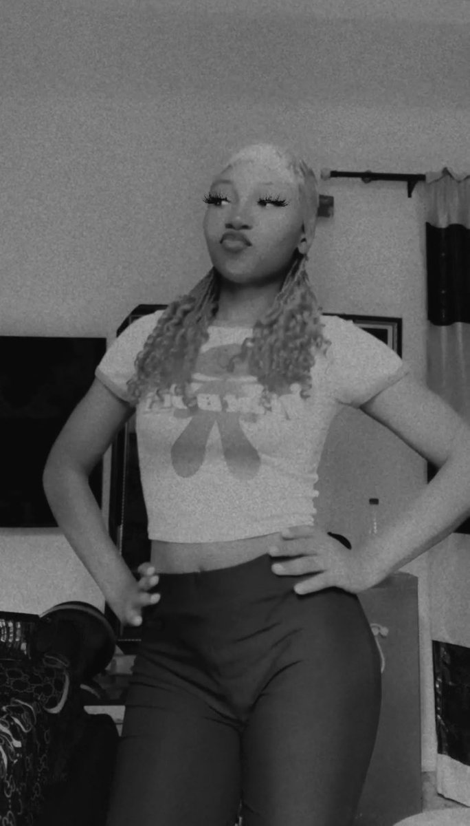 Opeyemtech's tweet photo. Dear God,

The algorithm is acting strange today.
How have I not seen a single post from my good friend @NimiWest8893 
Not one. Not even by mistake.

Anyone who finds her on my timeline might just win a token of 5k https://t.co/eKRalqL0YU
