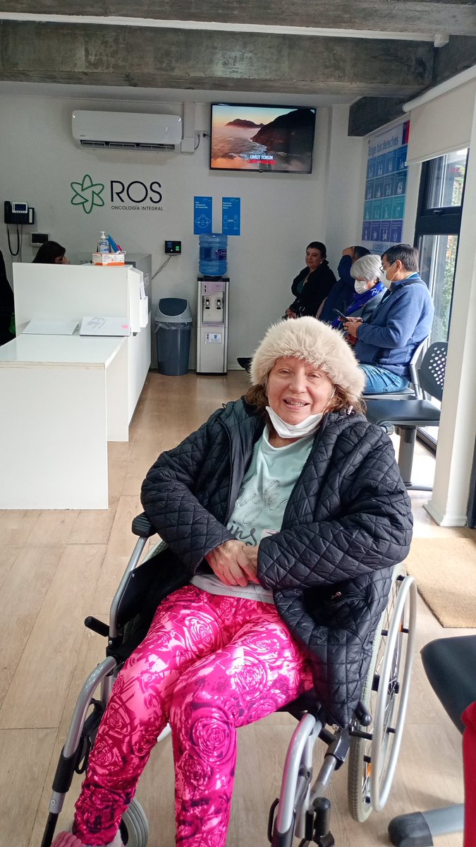 Ya van 5 radioterapias de 15 
Y así está la reina madre 
Gracias a Dios por todo