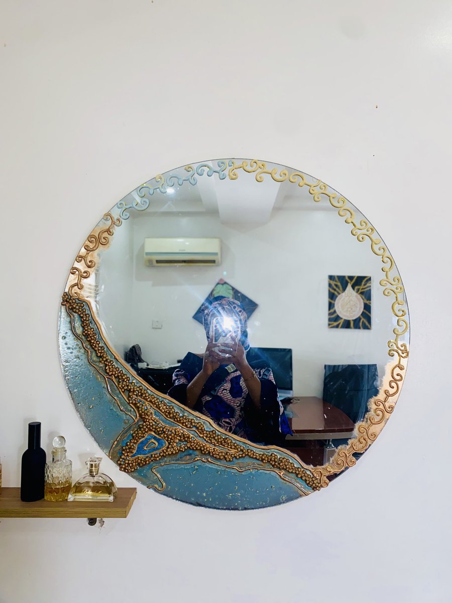 pobartistry's tweet photo. @SauceKiki Revamp your space by getting one of our resin mirror designs. See more here 👉🏾👉🏾 Mirror Art, ₦168k - ₦198k. https://t.co/D4lqEKBVup https://t.co/nA9AQL8YN0