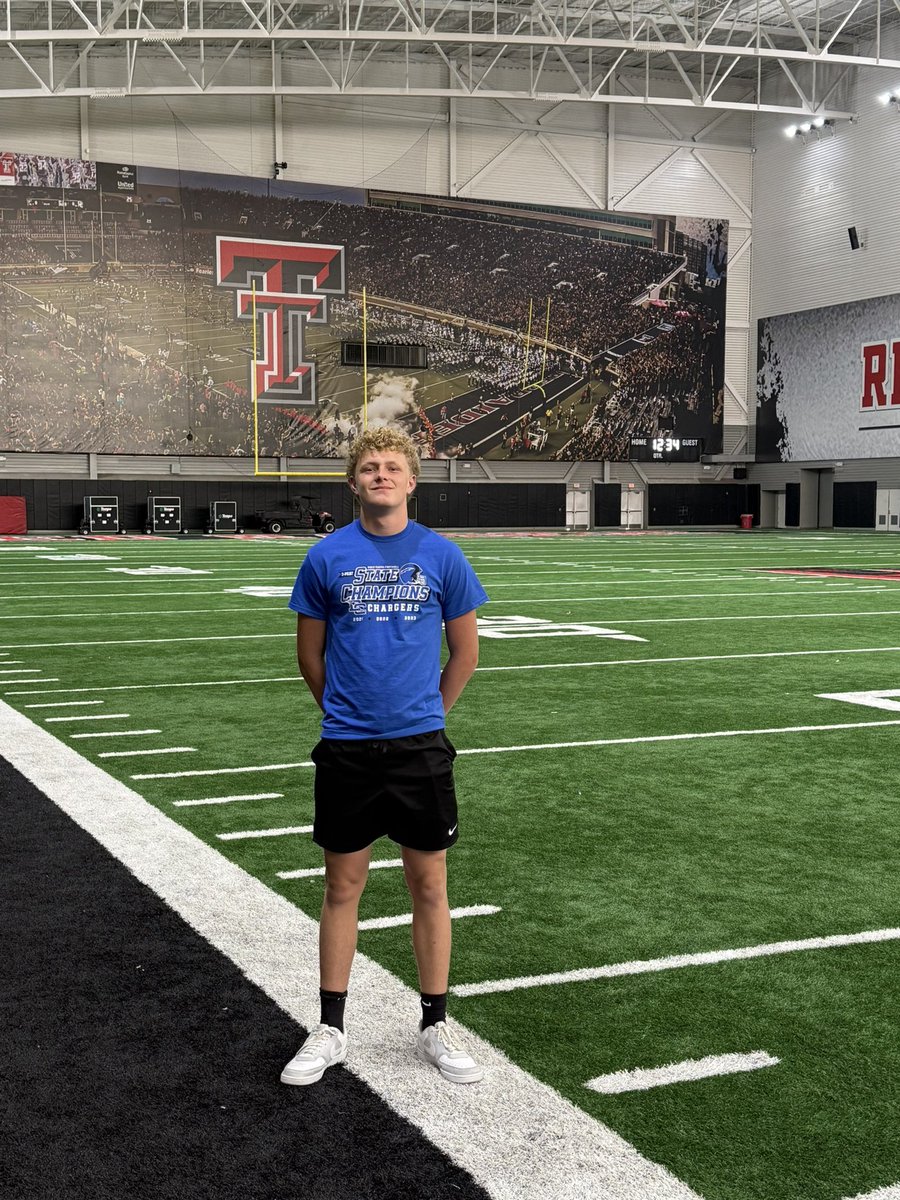 AustinDonoghue's tweet photo. @TexasTechFB has the nicest facility’s ever! @_TheDreamIsHere @MDonoghue1 https://t.co/yDPgG3iLyA