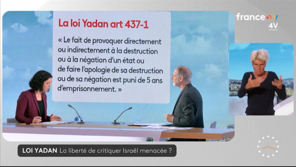 Source_Info_'s tweet photo. ❌Erreur hier matin dans les « 4V » sur France 2.

L’ancienne version de la loi Yadan, avant sa modification en commission des lois, a été diffusée à la place de celle qui aurait dû être examinée en séance publique à l’Assemblée nationale. https://t.co/VJrKxI2kBQ