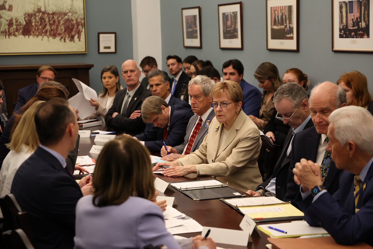 Rep. Marcy Kaptur tweet media