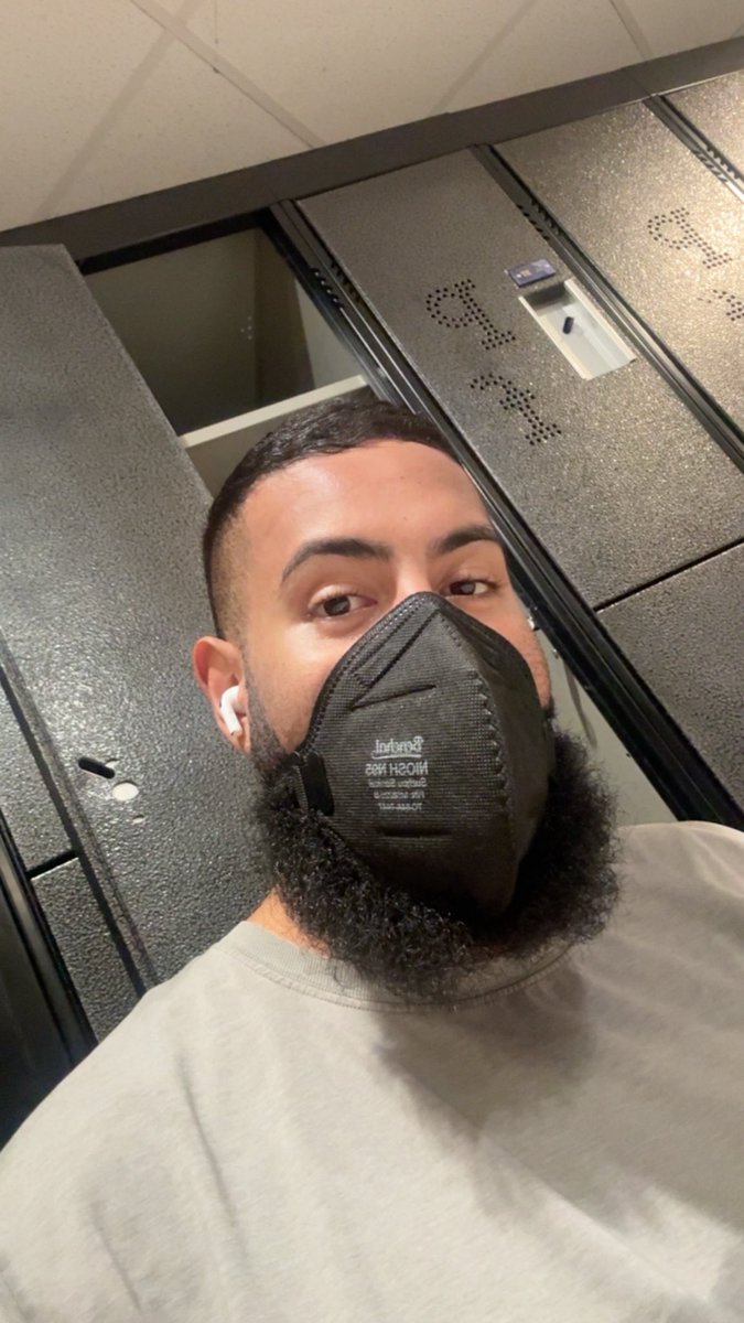 Not me though… yall be easy 🤭😷