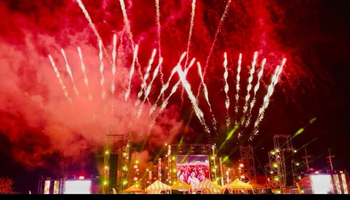 อูนอะค่ะ ที่หน้าเหวี่ยงๆ 💜 🩵 JL tweet media