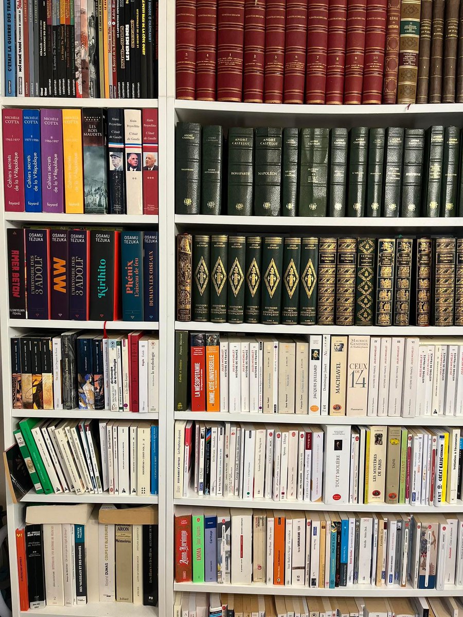 📚Cosmos Littéraire🌌 tweet media