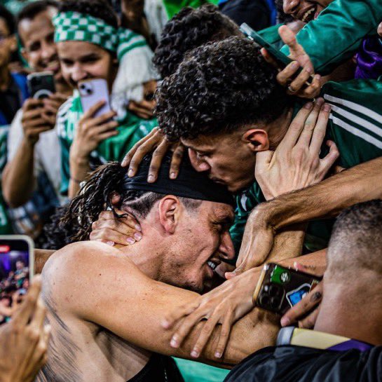 حُسام tweet media