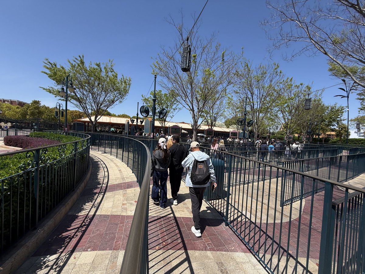 Attractions 360° tweet media