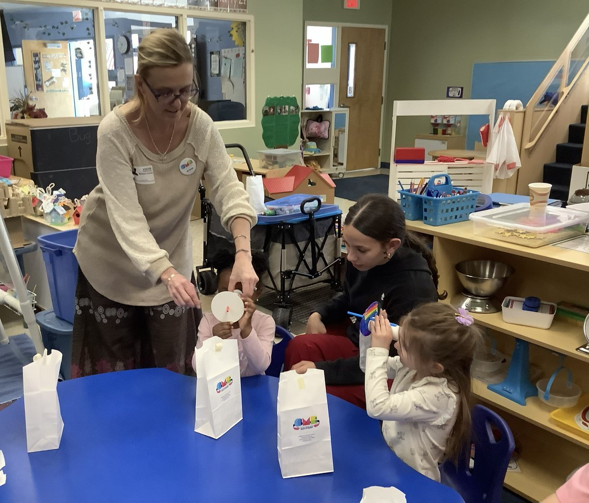 CMEaston's tweet photo. Our CM360 program is now a partner with
@sersd_org, Southeastern Regional Vocational Technical High School, working with their ECE staff, high school students, and their preschool children to learn about child development and build a foundation for future collaborations! https://t.co/m8EGUpwBXF