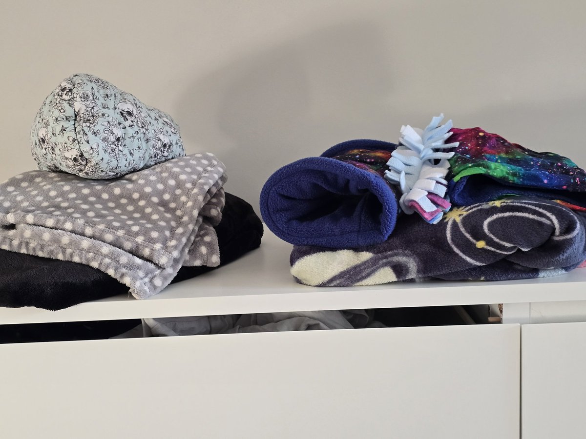 Blackjaxvt's tweet image. Know what makes me a massive cringey saddo... I get to pick out my hedgehog's bedding around themes and i actually get excited about it 😂 #hedgehogsoftwitter #streammascot #twitch