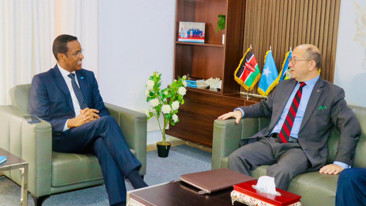 Ijabril's tweet image. I had the pleasure of welcoming H.E. Subutay Yüksel, Amb of the Republic of #Türkiye to #Kenya for a courtesy call. Our discussions focused on strengthening the longstanding diplomatic relations between Somalia and Türkiye. Highlighted the importance of sustained engagement based