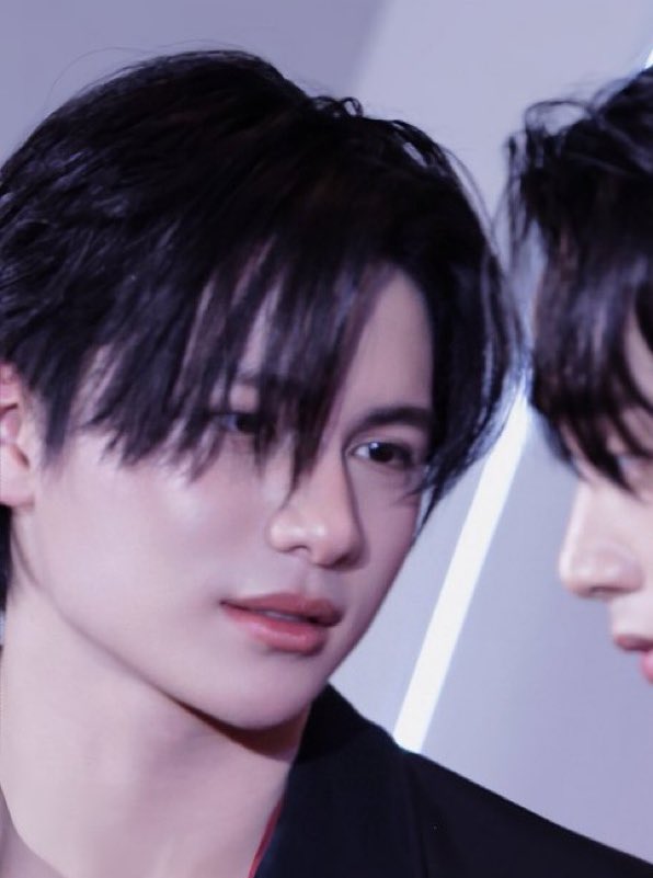 mela ⭑ tweet media