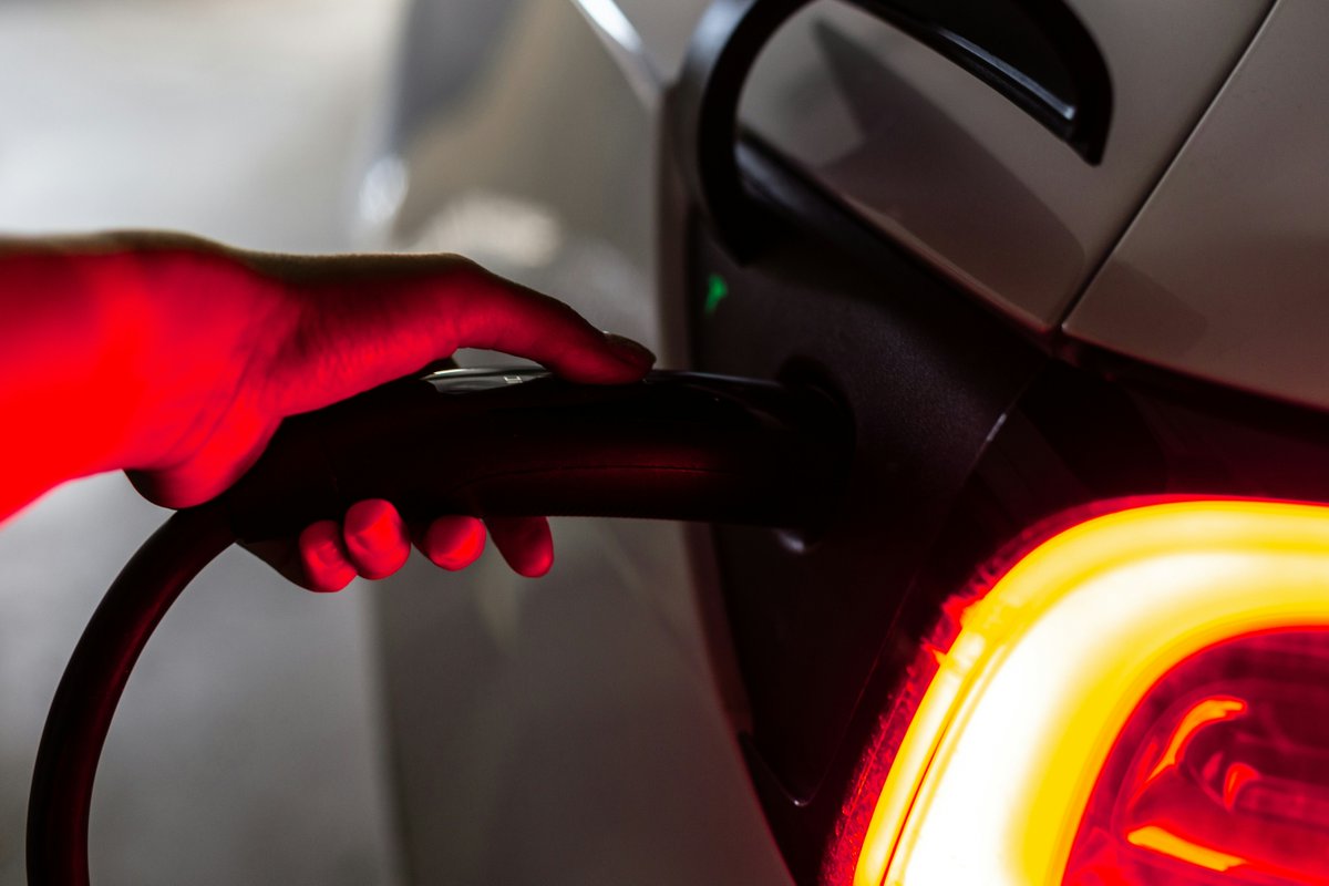 MiltonHydro's tweet photo. If you’re adding an electric vehicle to your household this spring, remember to submit an EV charger notification to Milton Hydro. This helps ensure your home’s electrical system is ready for safe charging.

https://t.co/Kq2T8GE56I

#EVCharging #SpringPlanning https://t.co/yRHoQwSuk8