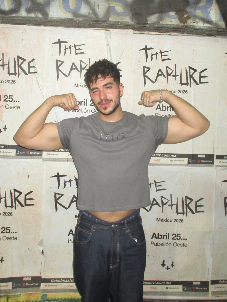 LAXRO LEAR tweet media