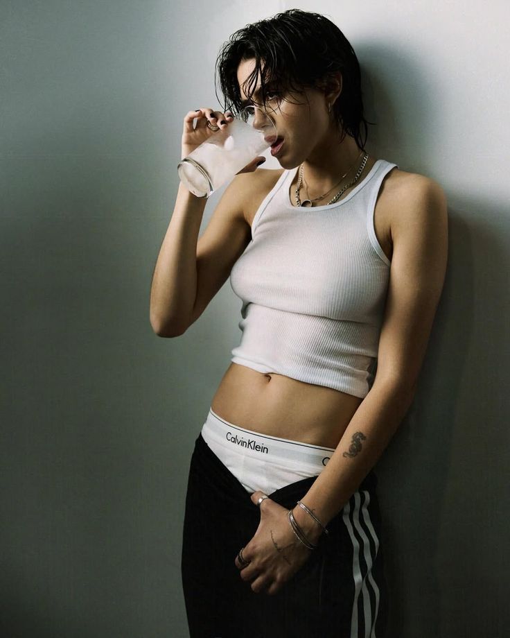 ☆ Corvina Demidicus ☆ tweet media