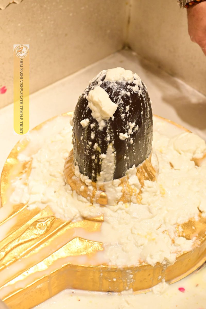 ShriVishwanath's tweet image. श्री काशी विश्वनाथ जी की श्रृंगार आरती I
#kashivishwanath #kashi #hindu #sanatandharm