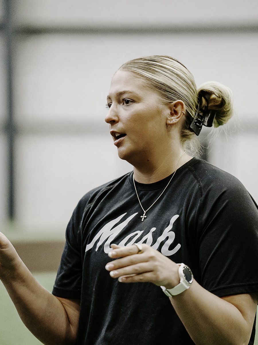 MASH Softball tweet media