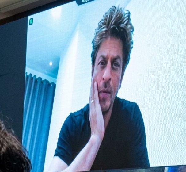 ϯαηѵεεɾ tweet media