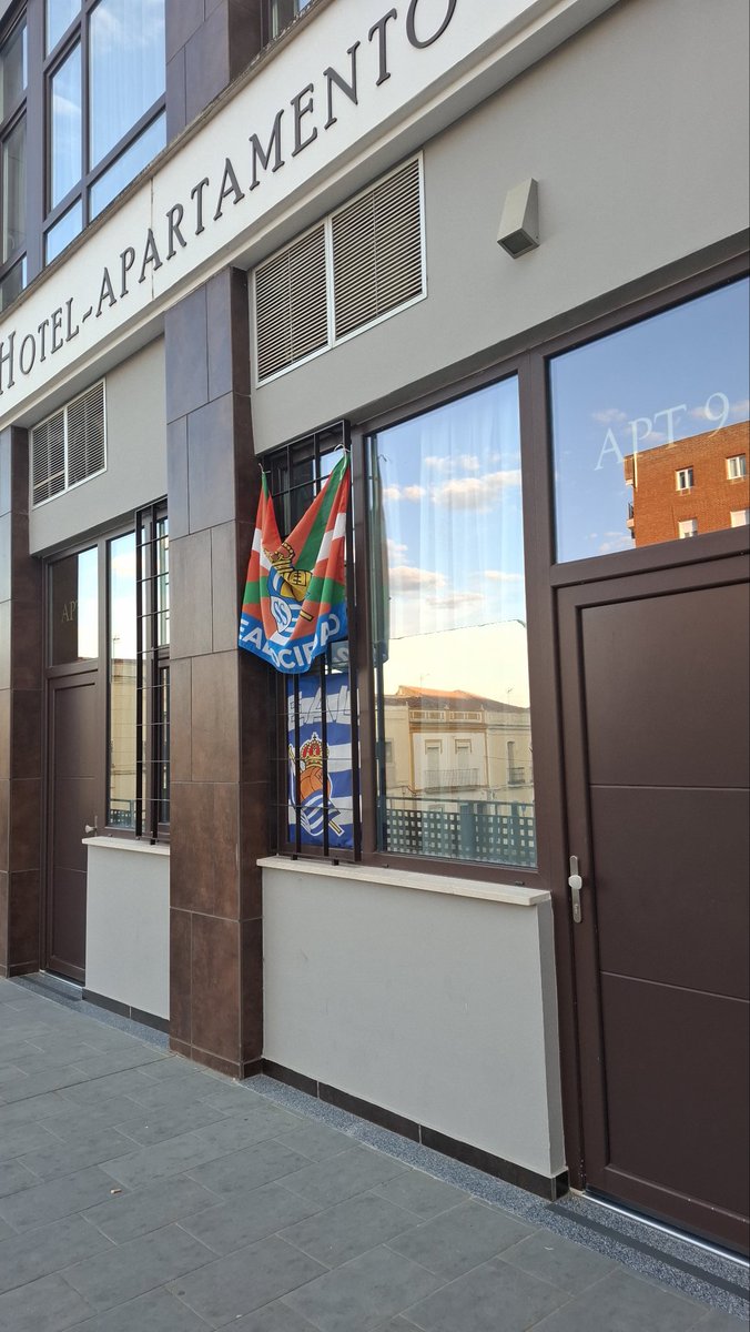 🄰-🄵🄾🄽🄳 🇲🇨 tweet media