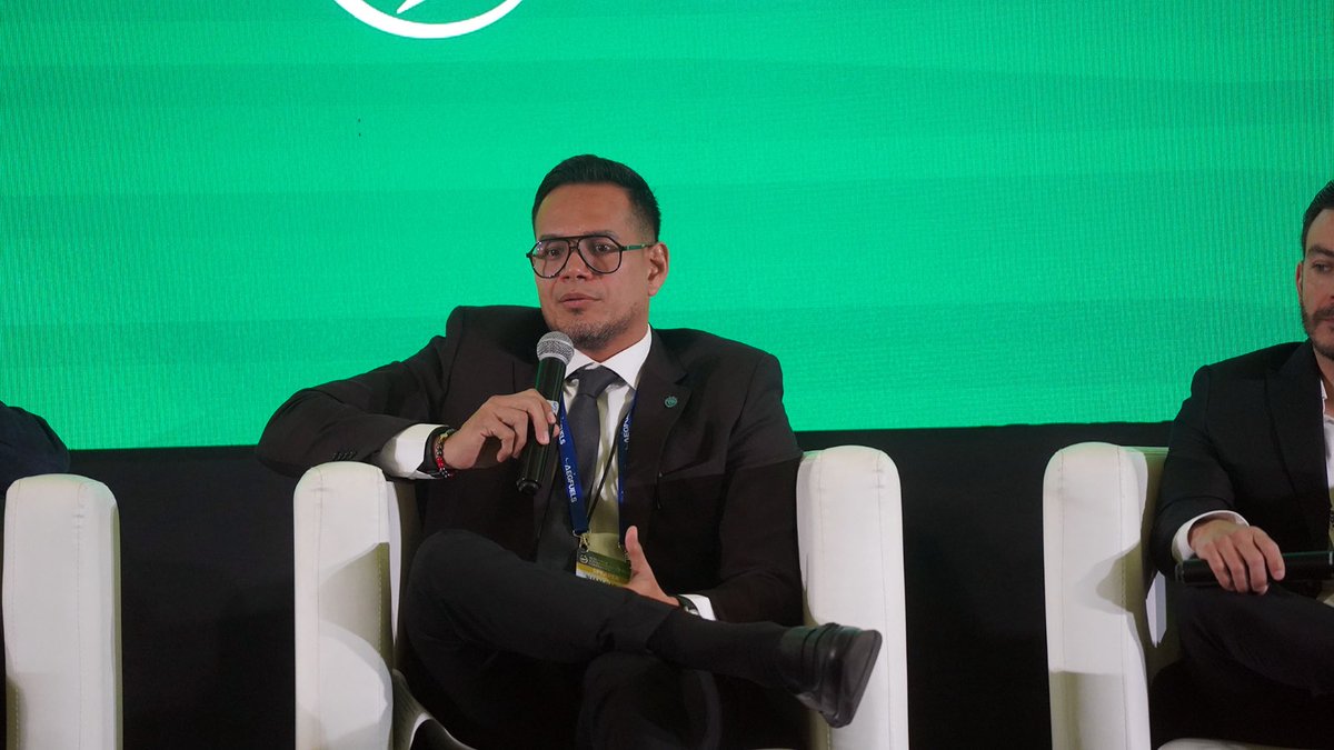 DGAC_Ecuador's tweet photo. En Quito, el Director General de Aviación Civil, Juan Pablo Franco, participa en la ALTA Fuel &amp; Sustainability Conference 2026, reafirmando el compromiso del Ecuador con el desarrollo sostenible, la eficiencia operativa y la integración del sector aeronáutico regional. https://t.co/ioCJq583A1