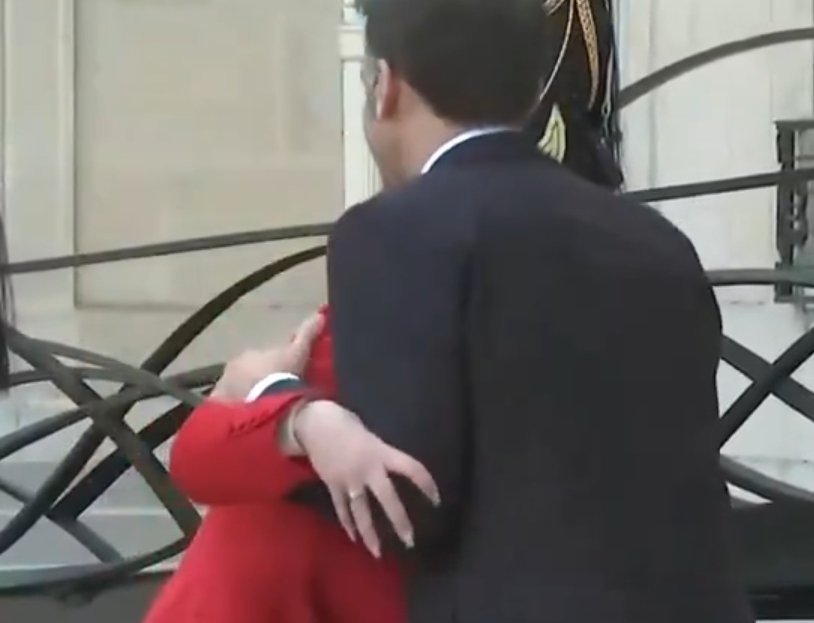 ‏‎‎  bas  tweet media