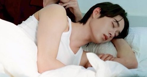 barb loves riddhi☁️ LYT ERA📚 tweet media