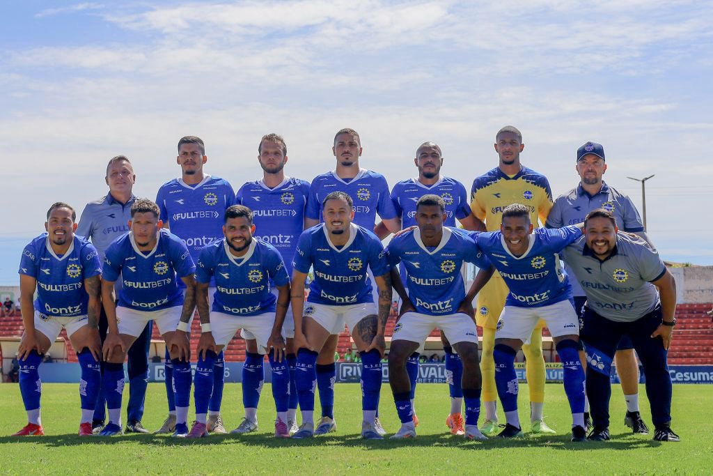 dfs028's tweet photo. Obrigado @_saojoseec até breve . 🙏🏾⚽️🦅 https://t.co/8I6OHJevJA