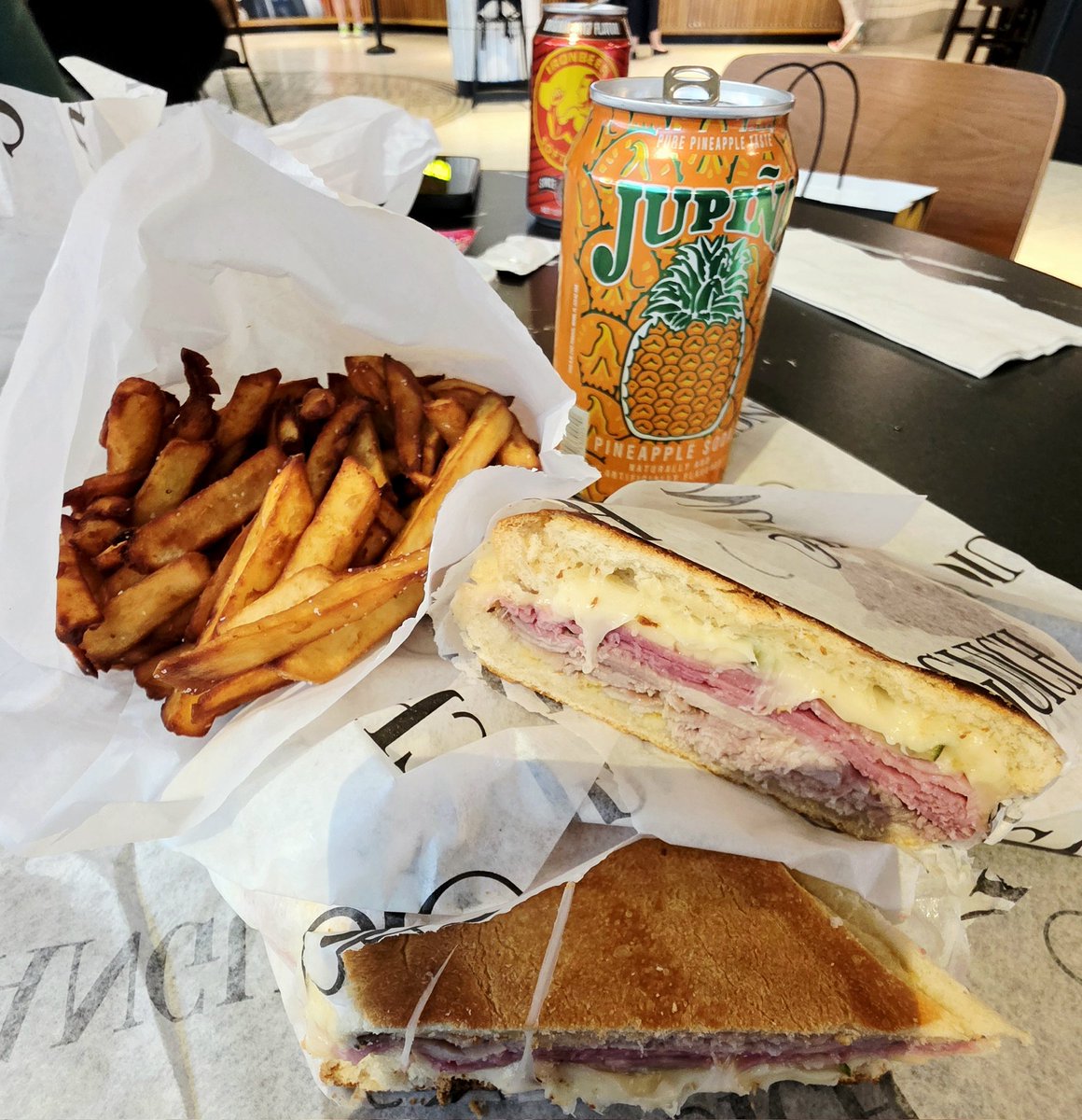 MrComfortFood's tweet image. Cuban sandwich at @SanguichDeMiami. Name me a more iconic Miami meal! 🥰🥪😋 #comfortfood #miami #sandwich