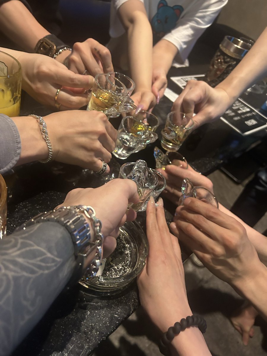 キャット® tweet media