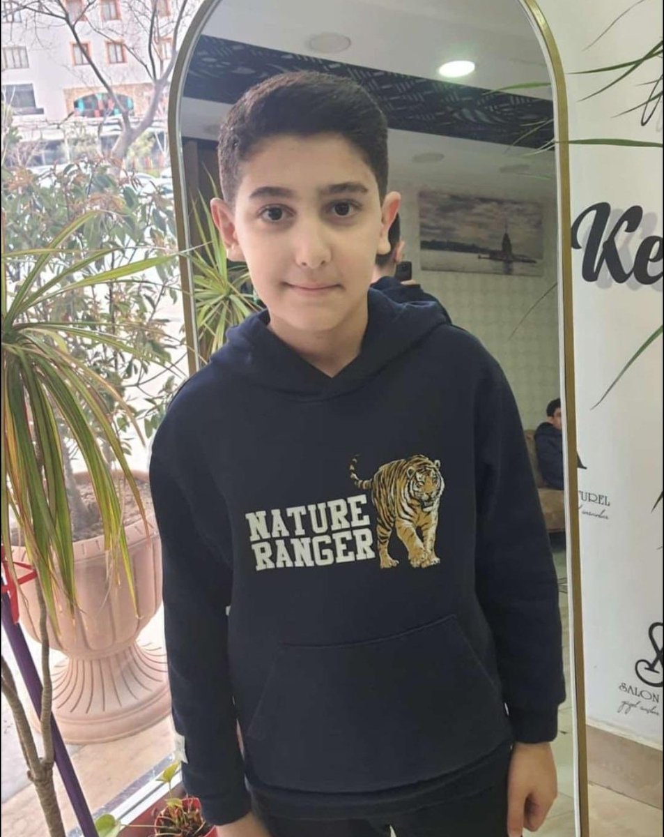 Çocukken sahip olduğum kırmızı rugan ayakkabılar tweet media