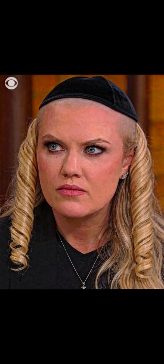 Mandoobie tweet media