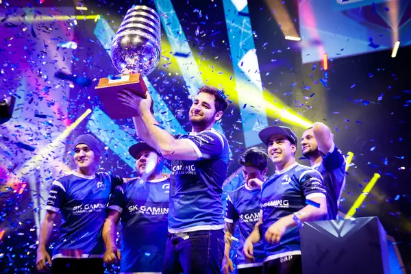 CsProComents's tweet photo. Ele é o maior da historia nesse jogo. Lenda!
Te amamos, @FalleNCS https://t.co/n7w9HCMqda