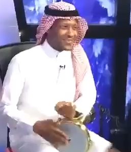 <a href="/MohammedAlDeaye/">محمد الدعيع</a> من هو سامي أجل 😂😂😂

طبل مع حليمة ولايكثر