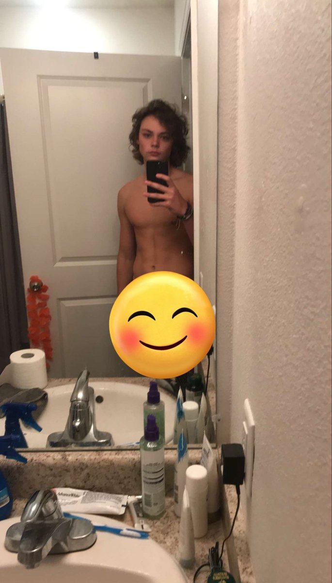 紀勇成 tweet media