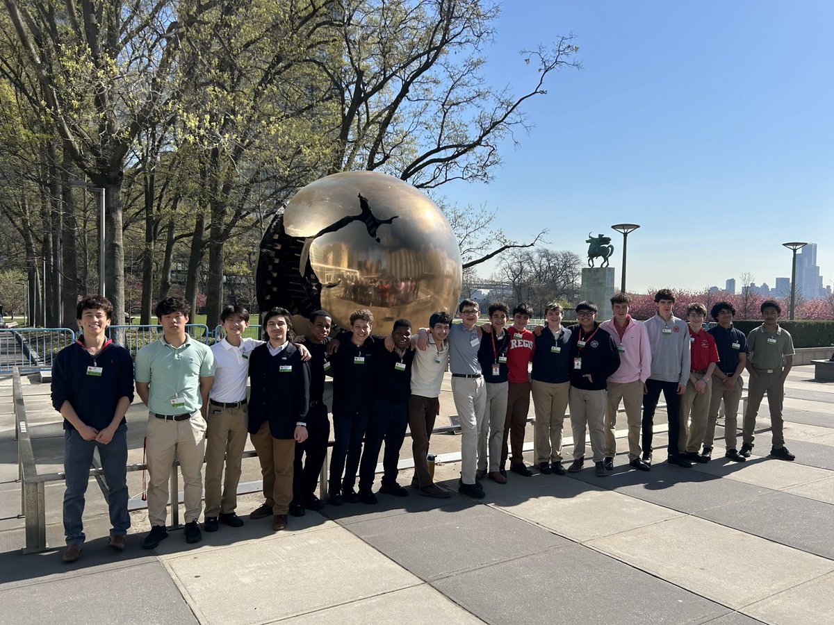 Regis High School tweet media