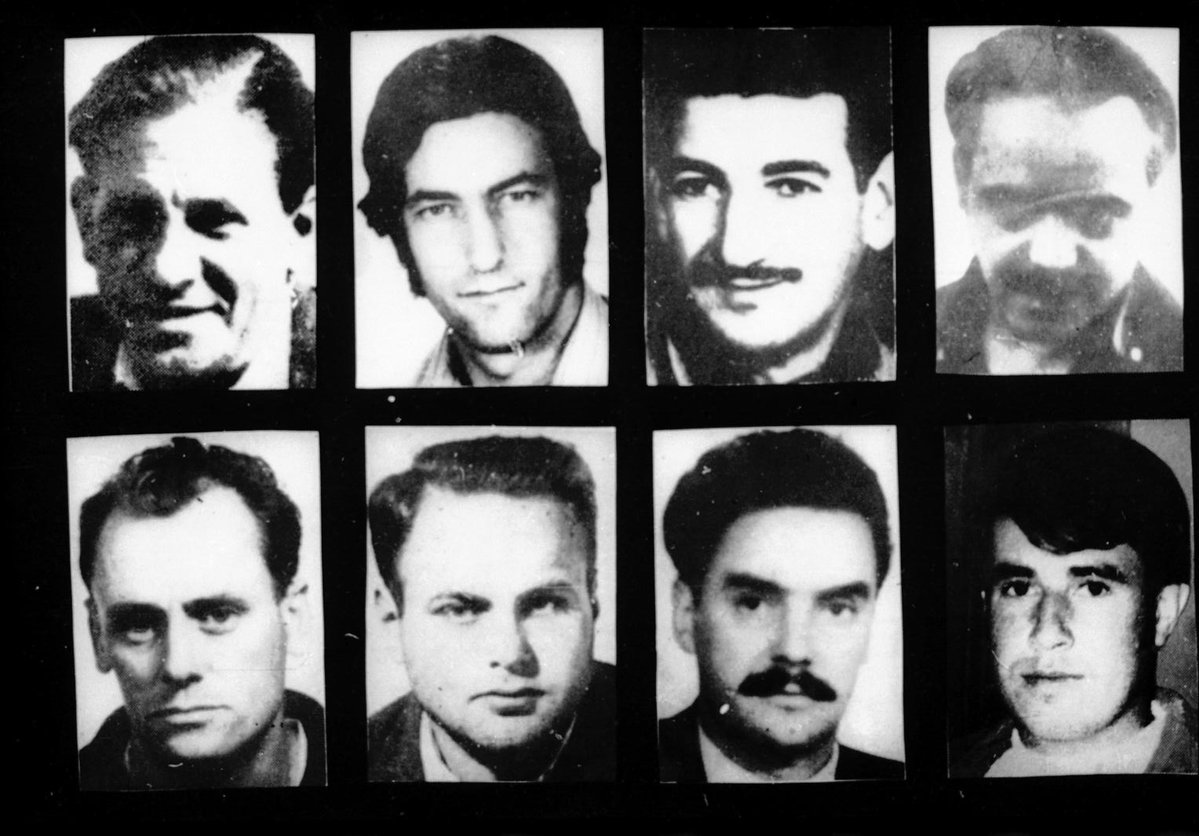Elpopularuy's tweet image. 54 años del asesinato de 8 obreros comunistas en la 20°.
Cómo fueron los hechos, las fotos históricas de EL POPULAR, la denuncia de la mentira oficial en el Parlamento: 
🔗 elpopular.uy/54-anos-del-as…

#mártires #Uruguay #comunistas #PCU #NuncaMas