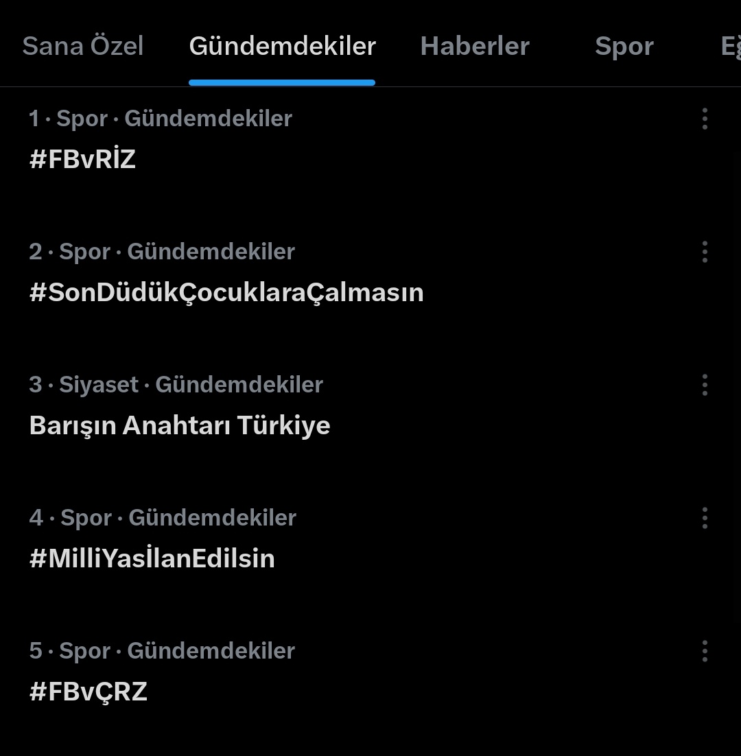 𝐍𝐚𝐫𝐢 tweet media