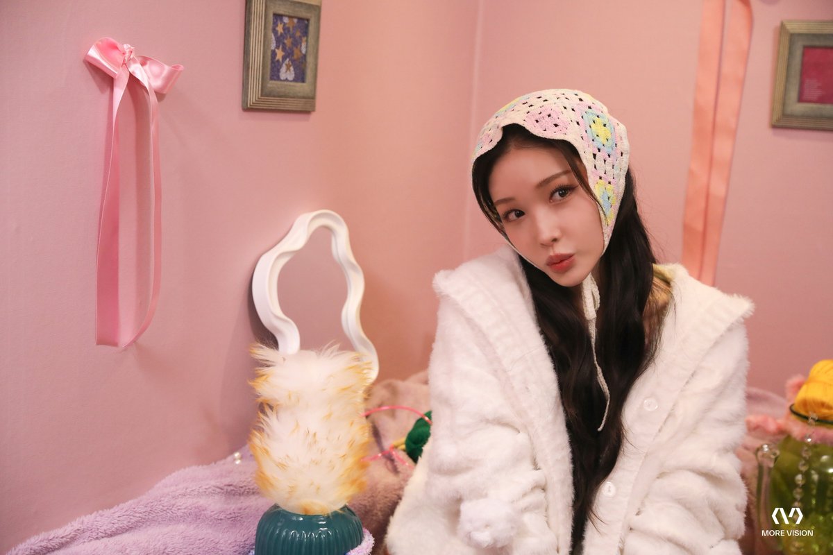 💚🩵💜 tweet media